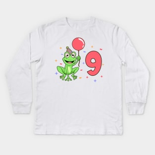 I am 9 with frog - kids birthday 9 years old Kids Long Sleeve T-Shirt